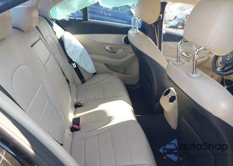 2016 Mercedes-Benz C 300 4Matic/Luxury 4Matic/Sport 4Matic из США, поврежденный, VIN 55SWF4KB1GU115585